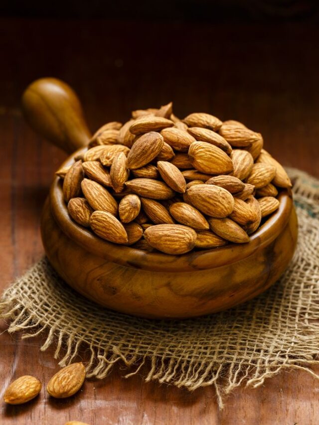 12 Incredible Benefits of Eating Soaked Almonds 2024